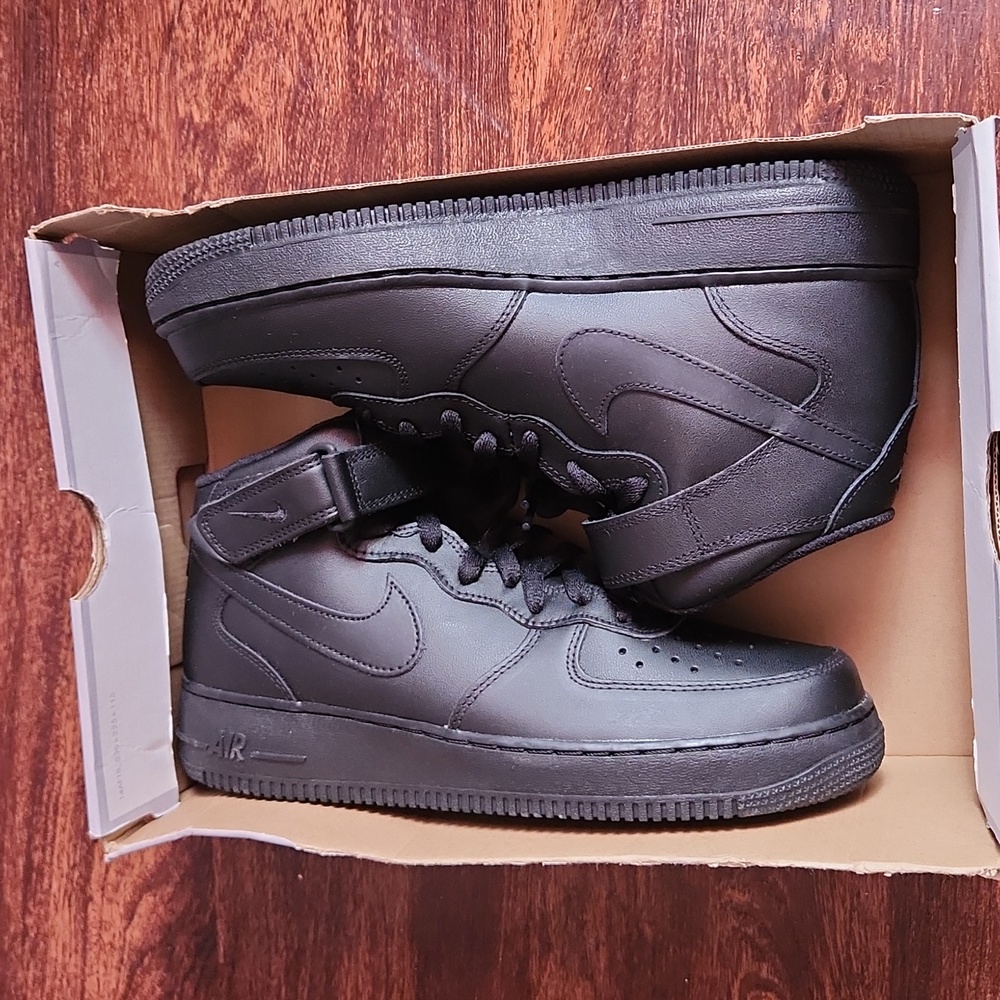Nike Air Force 1 Mid Triple Black Shoes af1 DD9625-001 Women's